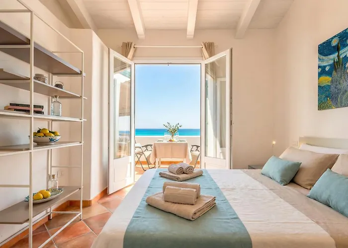 Castel Sardo Grande Attico Con Spettacolare Vista Mare Veranda E 卡斯特尔萨多