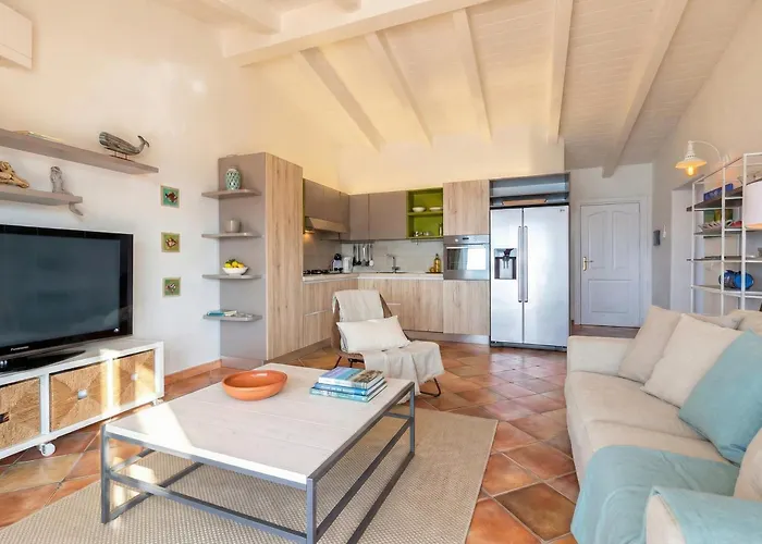 Castel Sardo Grande Attico Con Spettacolare Vista Mare Veranda E 卡斯特尔萨多